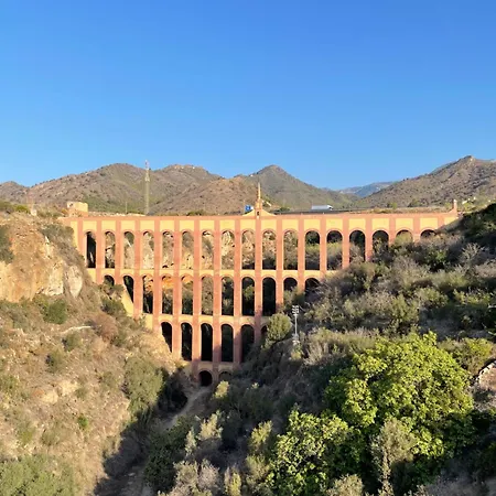 Апартаменты Lovely Ground Floor *