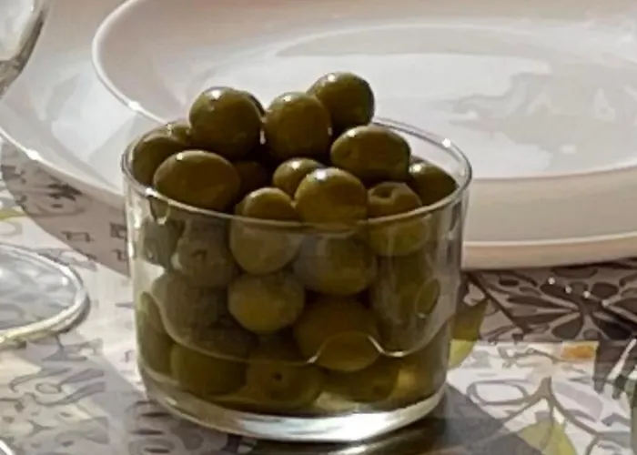 Lovely Ground Floor * נרחה